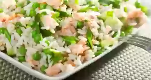Рецепт 1: Салат с рисом и овощами