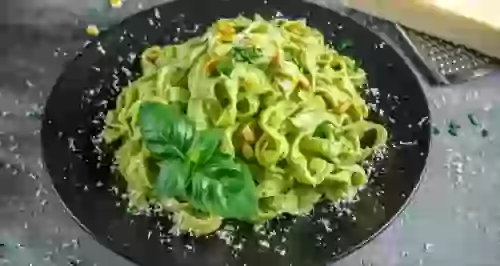 Зеленая польза: рецепты со шпинатом