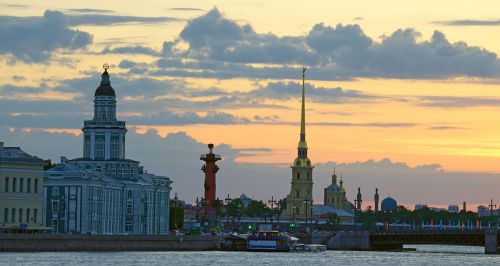 Компания «О Петербурге с любовью»