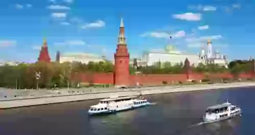 От 100 р. за прогулку «Любимая столица» по Москве-реке