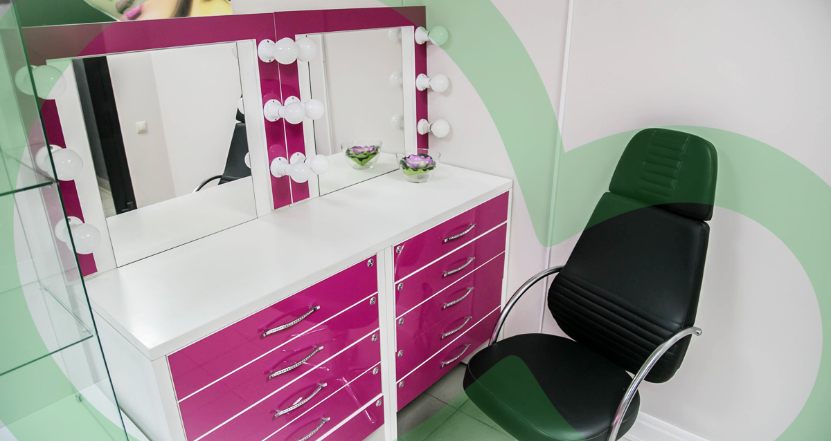 интерьер студии красоты MIX NAIL`S & BEAUTY