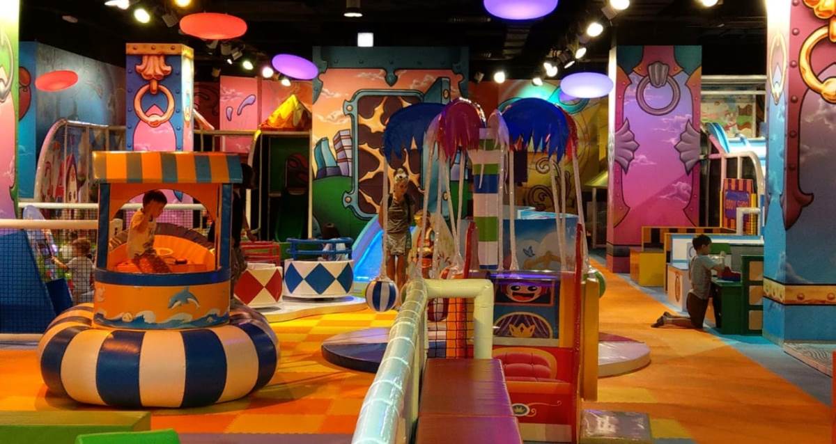 Детский парк развлечений Funky World в ТЦ «Каширская плаза»